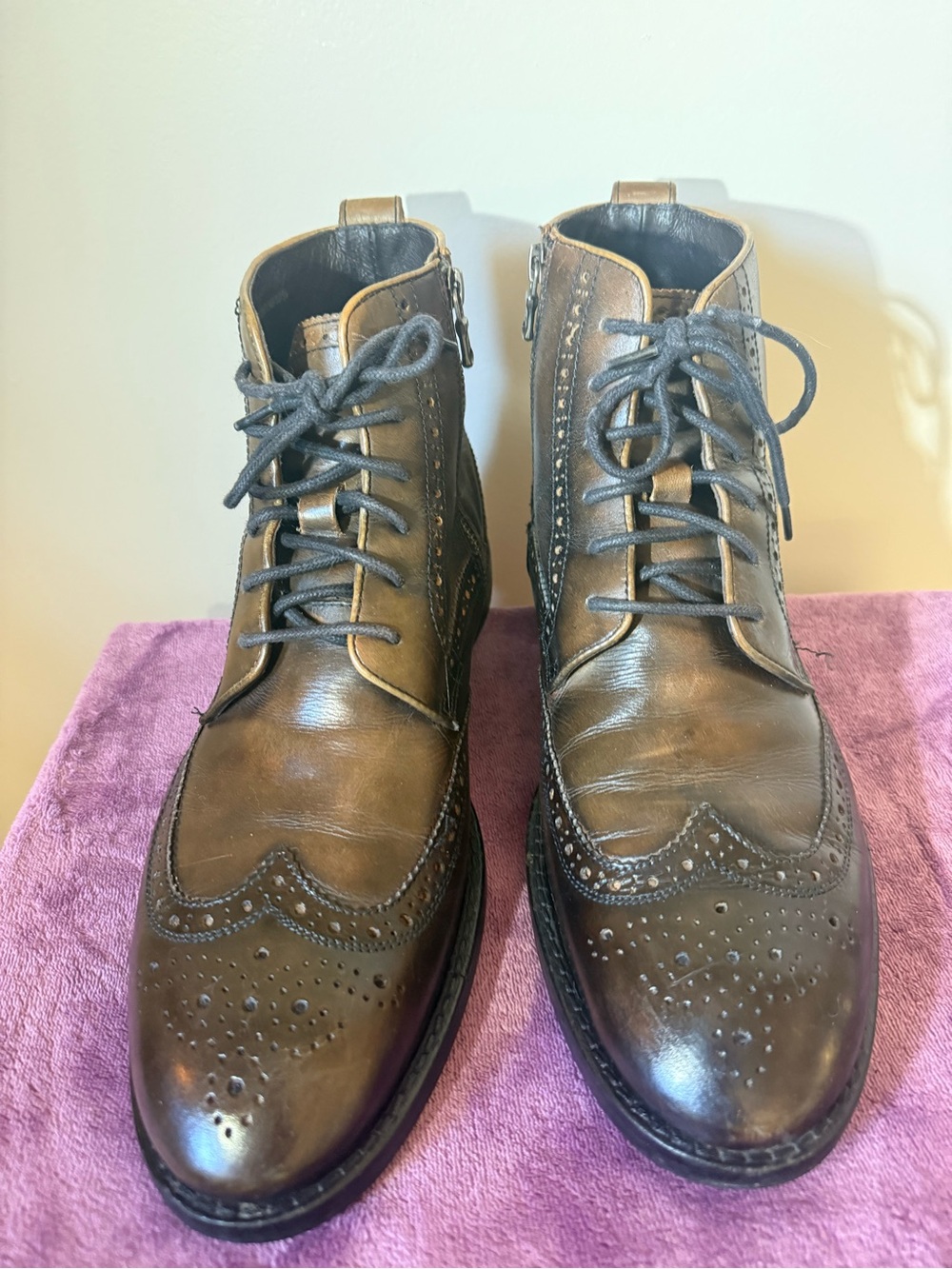 John Varvatos side-zipper Boots in Gray-Brown Leather